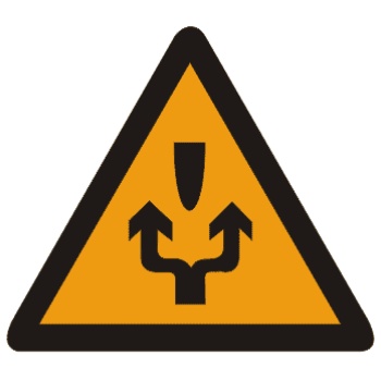 前方兩側通行標識