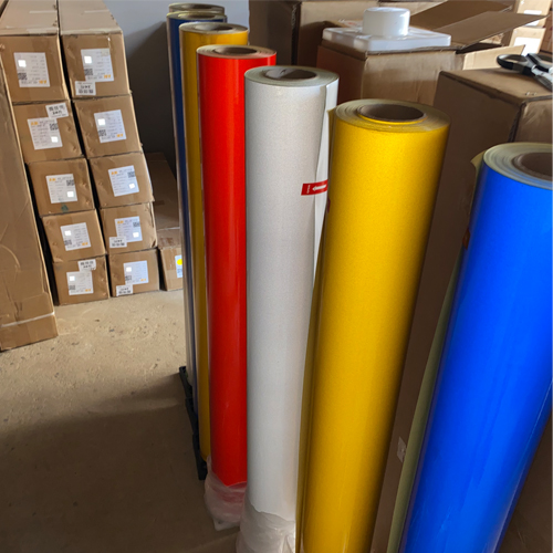 廣告級(jí)反光膜和工程級(jí)反光膜區(qū)別